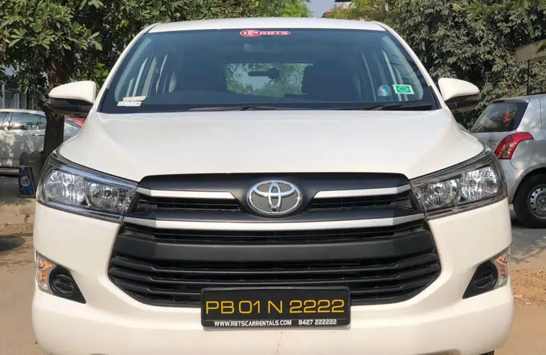 Toyota Innova Crysta AT Dsl 7 Str