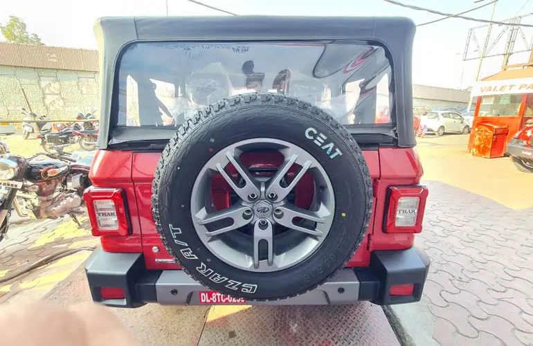 Mahindra Thar 4WD Convertible Top MT Dsl