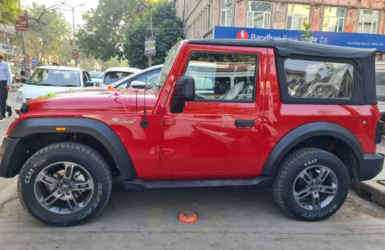 Mahindra Thar 4WD Convertible Top MT Dsl