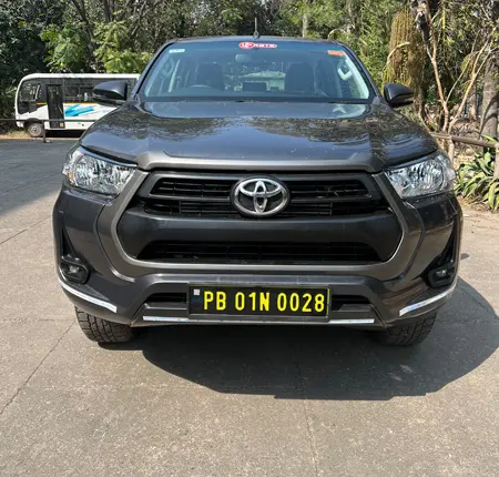 Toyota Hilux 2.8L 4x4 MT Diesel